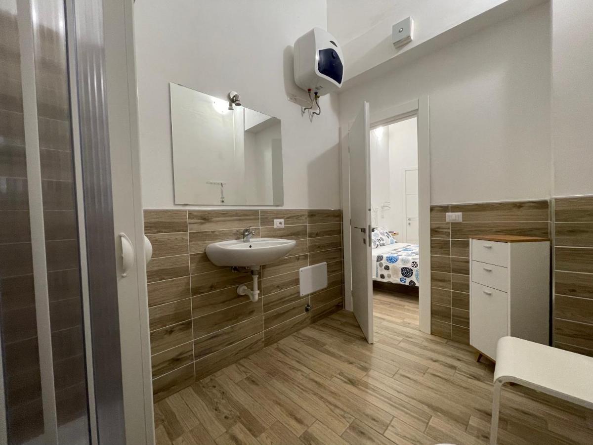 White Shell Rooms Accomodation Fast Check-In Alghero Extérieur photo