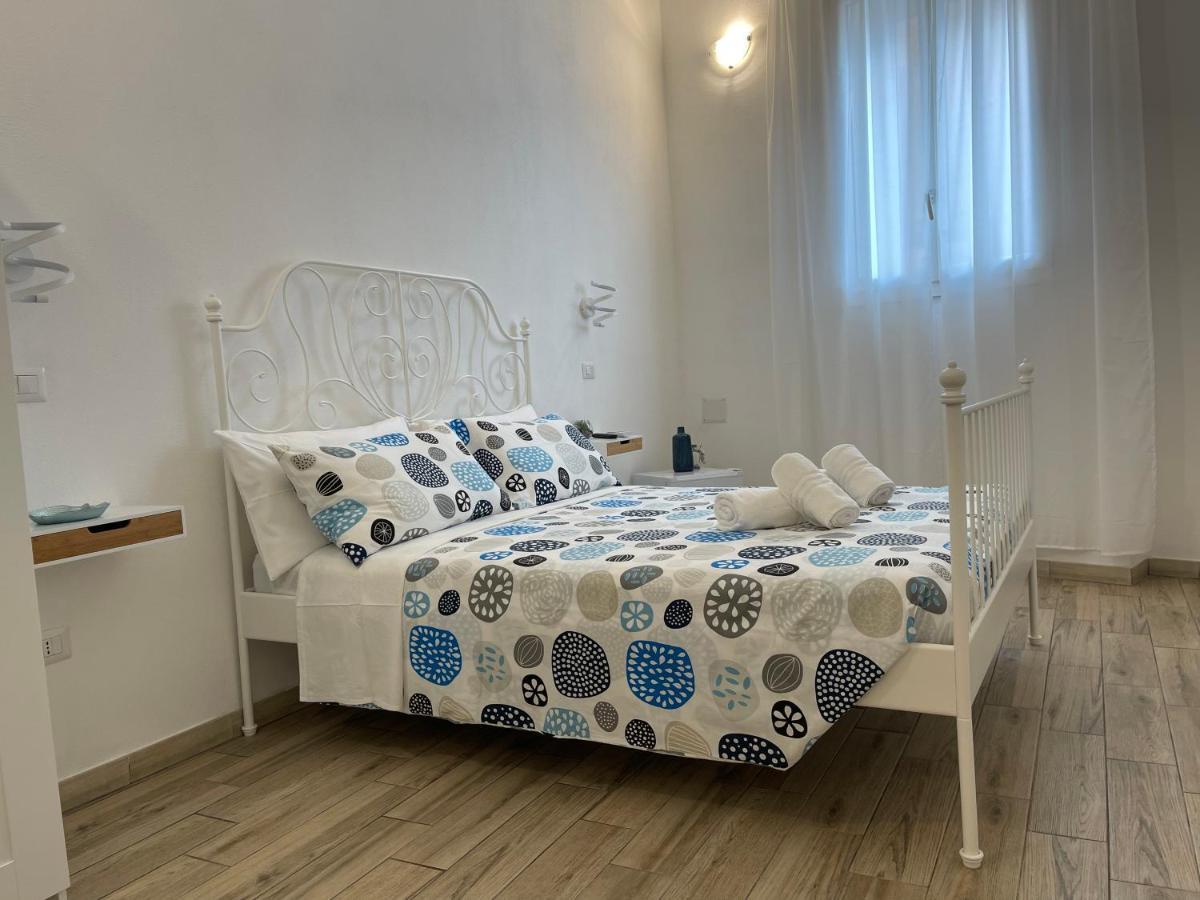 White Shell Rooms Accomodation Fast Check-In Alghero Extérieur photo