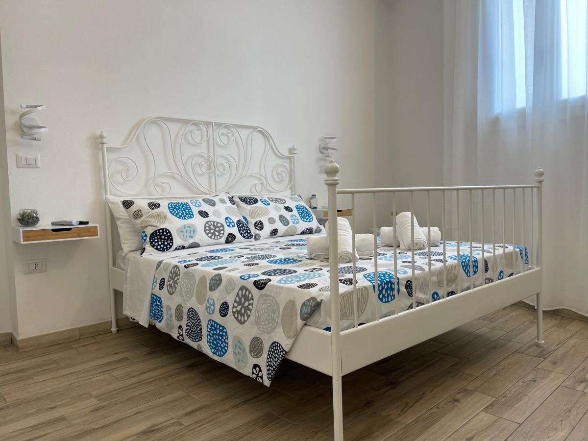 White Shell Rooms Accomodation Fast Check-In Alghero Extérieur photo