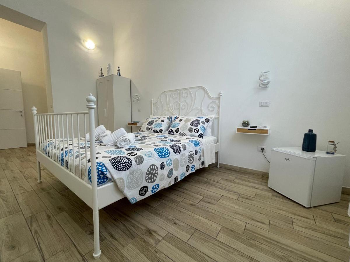 White Shell Rooms Accomodation Fast Check-In Alghero Extérieur photo
